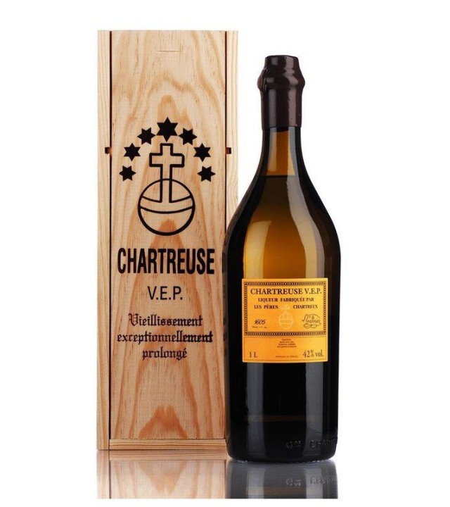 Chartreuse VEP (vieillissement exceptionnellement prolongée) Jaune 42% - 100cl -Liqueurs de la grande Chartreuse